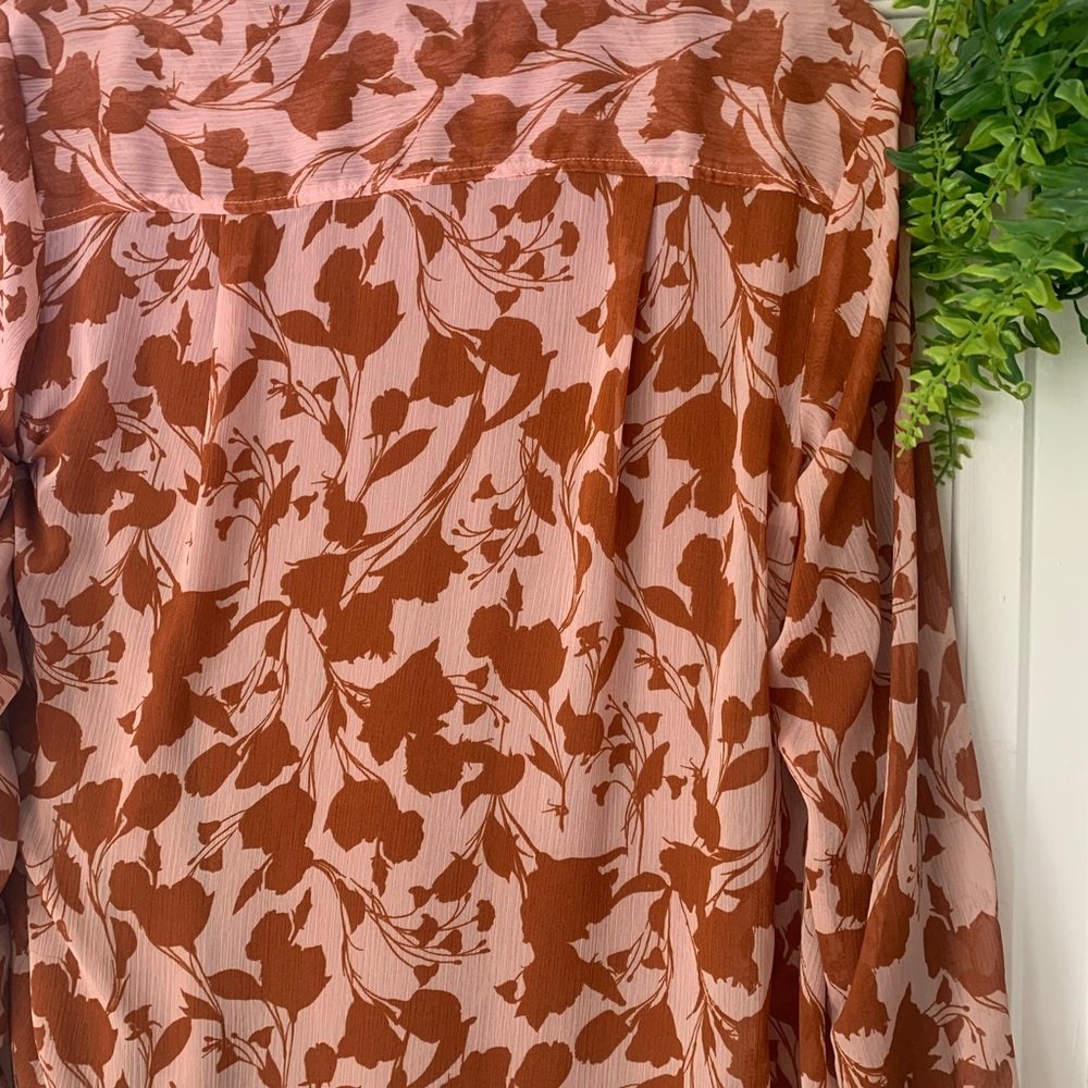 Blouse - Picture 9 of 10